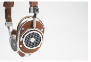 Master & Dynamic MH40 Headphones