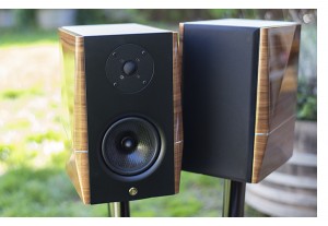 Gold Note A3 EVO Speakers