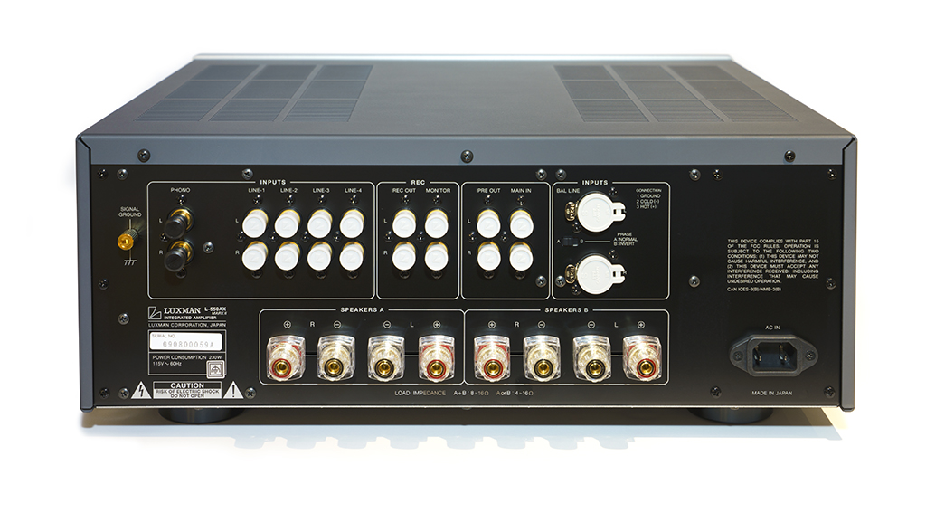 The Luxman L-550AXII Integrated Amplifier The Luxman L-550AXII Integrated Amplifier