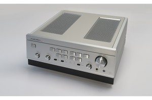 Luxman L-595A Integrated Amplifier