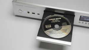 The Technics SL-G700 digital player