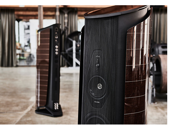 Experience Audio Bliss with the Magico Q5 Loudspeaker