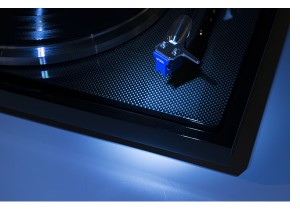 The EAT C-Major Turntable