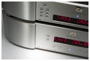 Simaudio 600i vs. 700i (and the i7 too!)